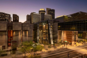 Hyatt Regency Phoenix, Phoenix